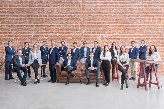 Archivo - El equipo de Cardumen Capital.