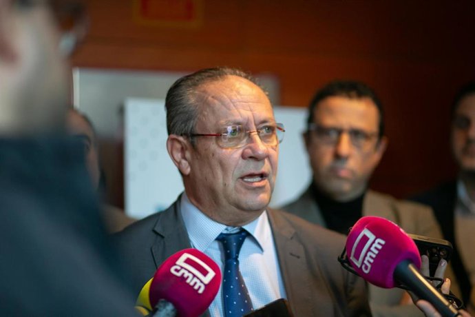 Archivo - El consejero de Hacienda y Administraciones, Juan Alfonso Ruiz Molina