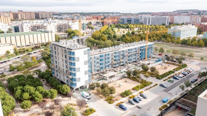 Archivo - La EMVS finaliza la promoción La Rosilla 3 en Villa de Vallecas.