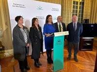 Vox Baleares justifica las expulsiones "por circunstancias internas del grupo y mejorar la unidad"