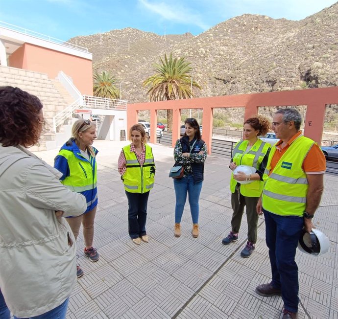 Visita a las obras de alcantarillado en el bario de Valleseco, en Santa Cruz de Tenerife