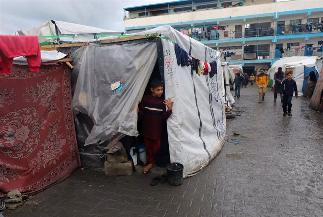 Desplazados en una escuela de la UNRWA en la Franja de Gaza