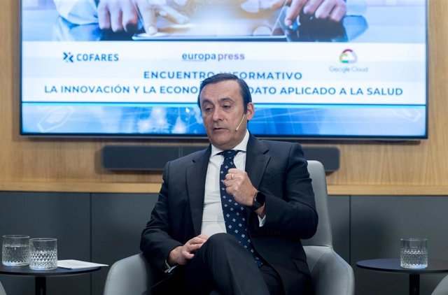 Cofares valora positivamente que García haya puesto el foco en la reserva estratégica en su intervención en el Congreso El presidente de Cofares, Eduardo Pastor, interviene durante el encuentro informativo de Cofares, bajo el título, 'La importancia de la innovación y la economía del dato aplicado a la salud’, a 15 de enero de 2024, en Madrid (España).