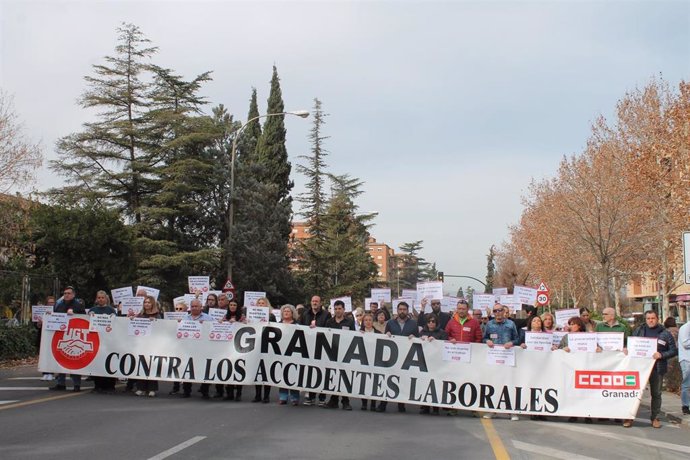 Concentración de CCOO y UGT.