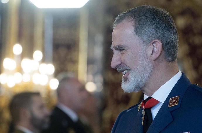 El Rey Felipe VI recibe en una audiencia militar.