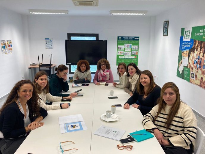 Reunión del equipo de Urgencias del Hospital de Jerez con la Asociación de Autismo.