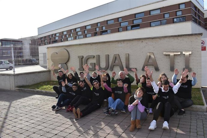 Igual a ti cumple 60 años