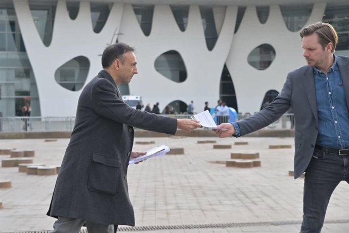 Campaña de Apartur a las puertas de la feria ISE
