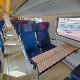 Renfe mejora el confort e interiorismo de los trenes Avant Valladolid-Segovia-Madrid.