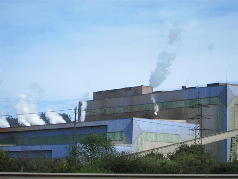 Archivo - ArcelorMittal.