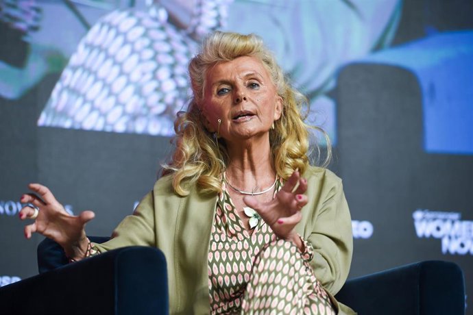 Archivo - La vicepresidenta y consejera de Santander España y exministra de Medio Ambiente, Isabel Tocino