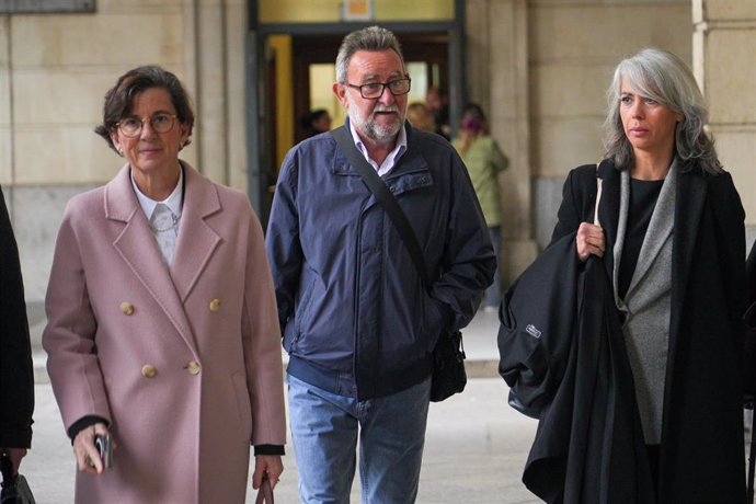 El ex secretario general de UGT-A, Francisco Fernández Sevilla a su llegada al juicio