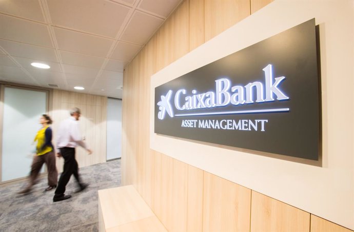 Archivo - Dependencias de CaixaBank Asset Management