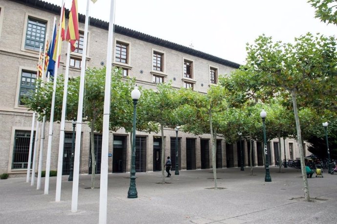 Archivo - Edificio Pignatelli, sede del Gobierno de Aragón