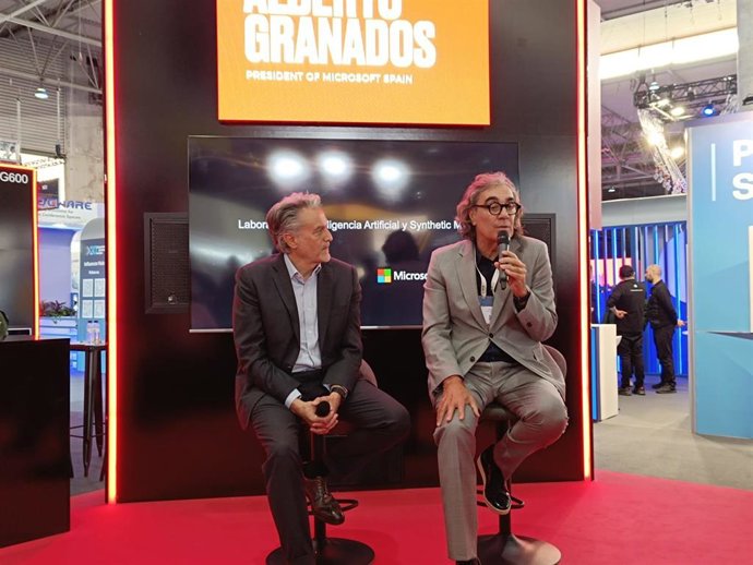 Granados y Benet este martes durante sus intervenciones en el ISE