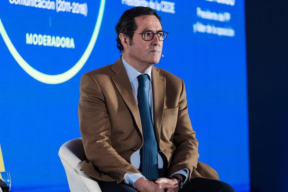 El presidente de la CEOE, Antonio Garamendi, participa en el X Foro de Innovación Turística Hotusa Explora, en el Hotel Eurostars Tower, a 22 de enero de 2024, en Madrid (España). El Grupo Hotusa ha organizado un año más el Foro de Innovación Turística 