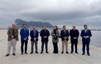 La Junta estudia con el Puerto de Algeciras (Cádiz) las vías de colaboración para recibir barcos con agua