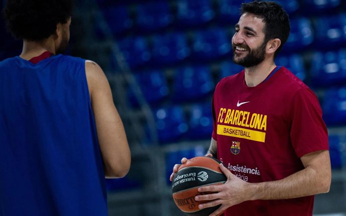 El jugador de baloncesto Ricky Rubio en su primer entrenamiento con el Bara, el 30 de enero de 2024, para seguir con su recuperación
