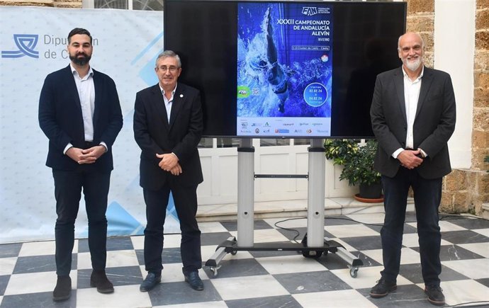 Presentación del Campeonato de Andalucía Alevín de Invierno de Natación en Cádiz.
