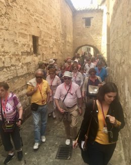 Archivo - Turistas en Baeza.