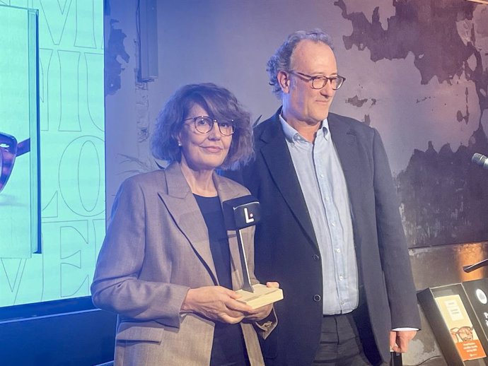 Imma Monsó guanya el Premi Òmniun a la millor novel·la amb 'El mestre i la Bèstia'