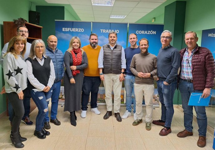 Reunión del PP de Jaén en Baños de la Encina