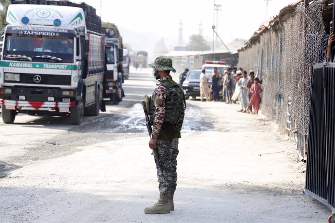 Archivo - Un soldado paquistaní en Torjam, Pakistán