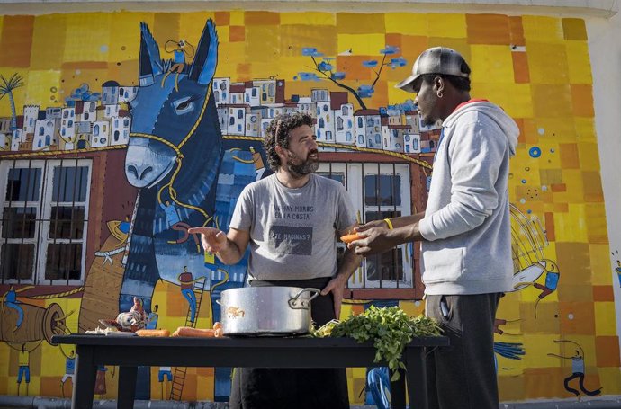 Archivo - El chef Yelel Cañas viaja a Portugal y Marruecos con su proyecto de gastronomía social que convertirá en un documental