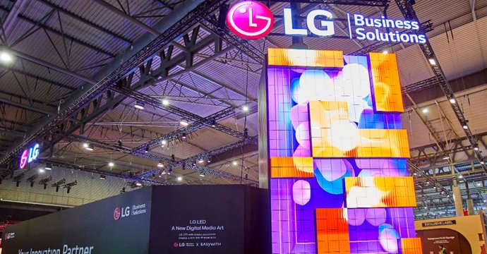 LG muestra sus novedades en cartelería digital, con la gama LG MAGNIT y ...