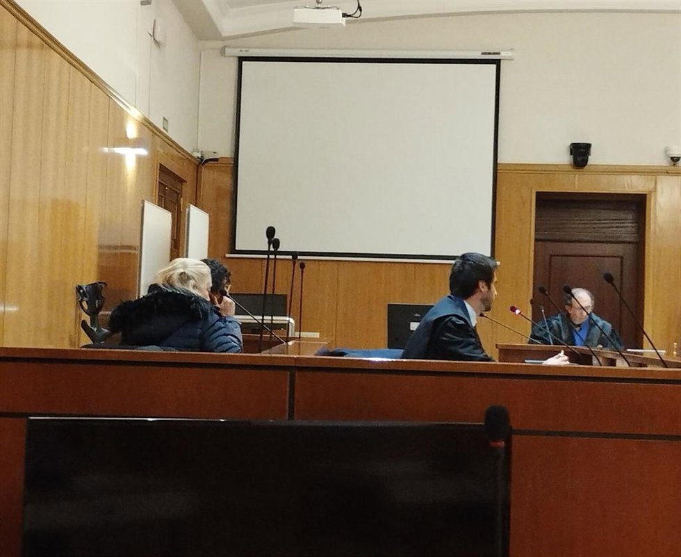Los padres de la exedil de Bobadilla pactan 2 años por falsificar certificados Covid para evitar un desahucio.