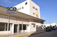 Detenido por agresión sexual a una mujer en el baño de la plaza de abastos de Écija (Sevilla)