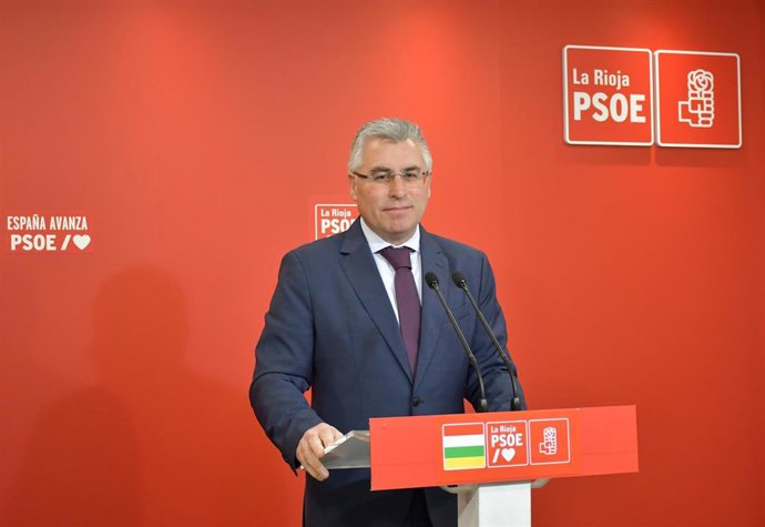 El diputado regional socialista, José Ángel Lacalzada