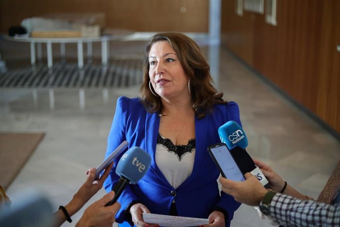 Archivo - La Agricultura, Agua y Desarrollo rural, Carmen Crespo, atiende a los medios de comunicación para informar sobre novedades en materia de agua.