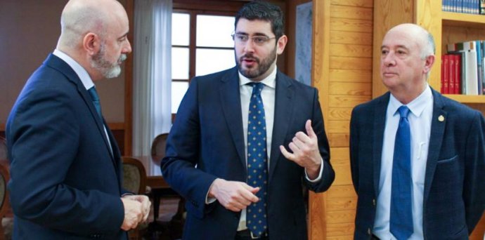 El vicepresidente primero y consejero de Desarrollo Territorial, Despoblación y Justicia del Gobierno de Aragón, Alejandro Nolasco