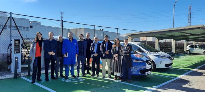Iberdrola instala una red de recarga para vehículos eléctricos en los centros de trabajo de Lactalis en España