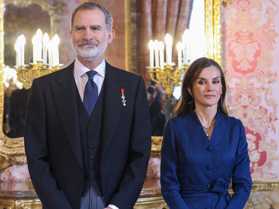 Los Reyes, a su llegada al Palacio Real para presidir la recepción anual al Cuerpo Diplomático acreditado en España