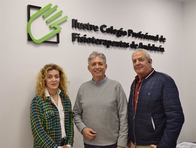 Satse y Fisioterapeutas recuerdan a la Junta la necesidad de activar las 570 nuevas contrataciones en atención primaria.