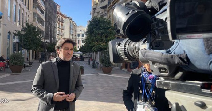 El parlamentario andaluz y portavoz del PSOE de Huelva, Enrique Gaviño.