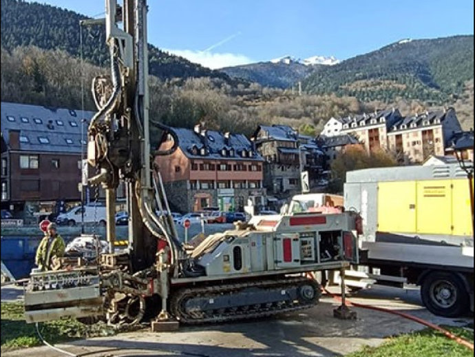 Trabajos iniciales de perforación en Vielha (Lleida)