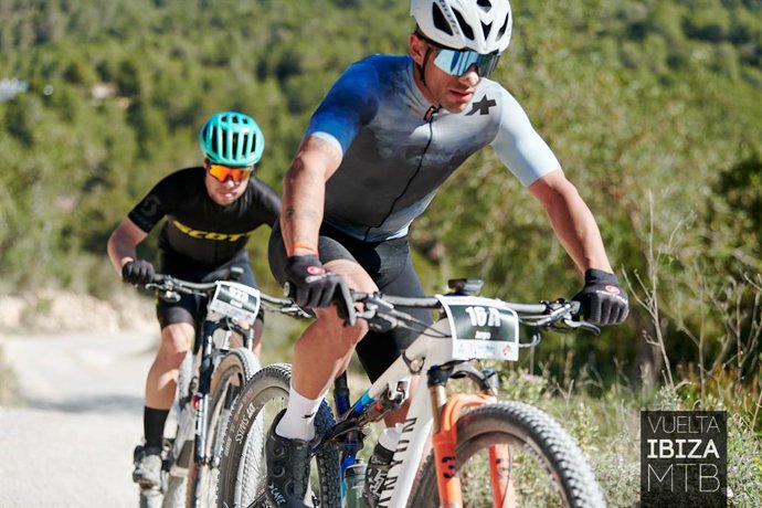 El piloto de MotoGP Jorge Martín (Ducati), en la Vuelta a Ibiza 2023.