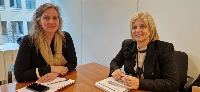 La alcaldesa de Jerez con la jefa de la Unidad 'Europa creativa' del departamento de Cultura de la Comisión Europea.