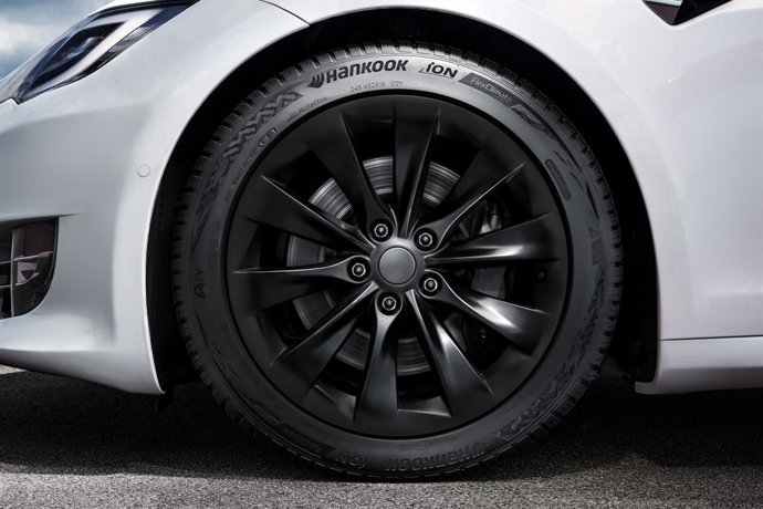 Archivo - Hankook iON FlexClimate.