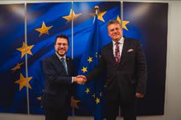 El presidente de la Generalitat, Pere Aragons, y el vicepresidente ejecutivo de la Comisión Europea (CE), Maros Sefcovic.