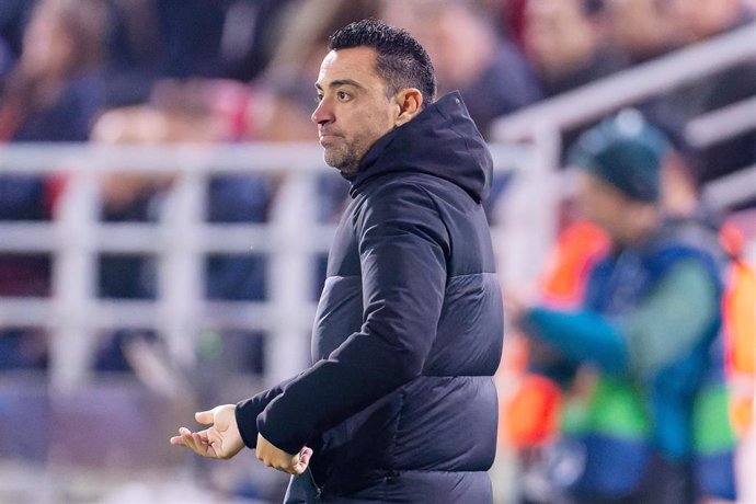 Archivo - Coach Xavi Hernandez of FC Barcelona during the UEFA Champions League, Group H football match between Royal Antwerp FC and FC Barcelona on December 13, 2023 at the Stadion Bosuil in Antwerpen, Belgium - Photo Joris Verwijst / Orange Pictures /