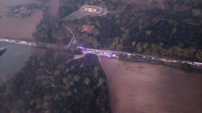 Tallada la C-59 entre Caldes de Montbui i Palau-solit i Plegamans (Barcelona) per un accident