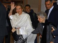 La Reina Sofía, derroche de elegancia en una noche musical única con su hermana Irene de Grecia