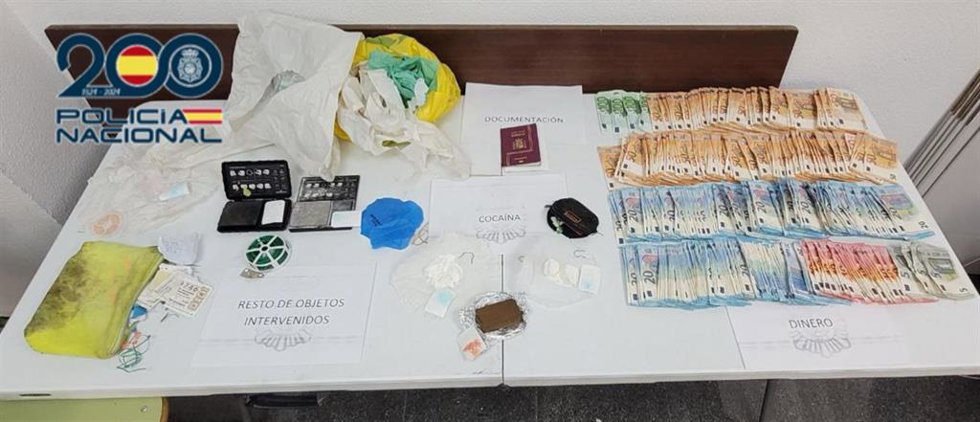 Cuatro detenidos por vender cocaína, marihuana y hachís en un bar de Petrer