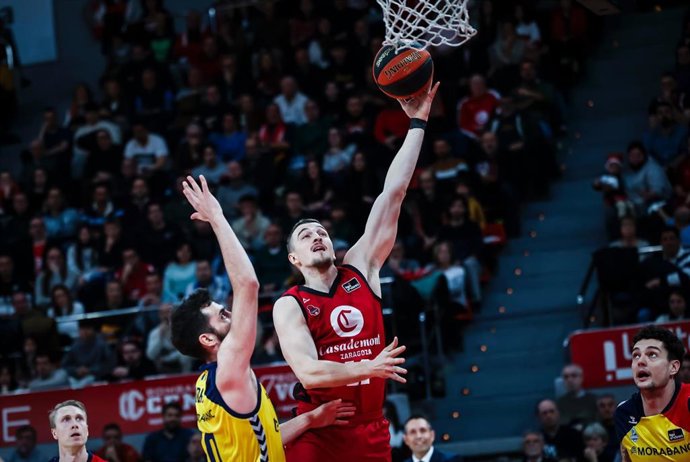 El jugador polaco Tomasz Gielo no continuará con el Casademont Zaragoza tras finalizar su contrato