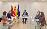Foto: El presidente del Consejo General de Farmacéuticos de España se reúne en Murcia con López Miras y el consejero de Salud