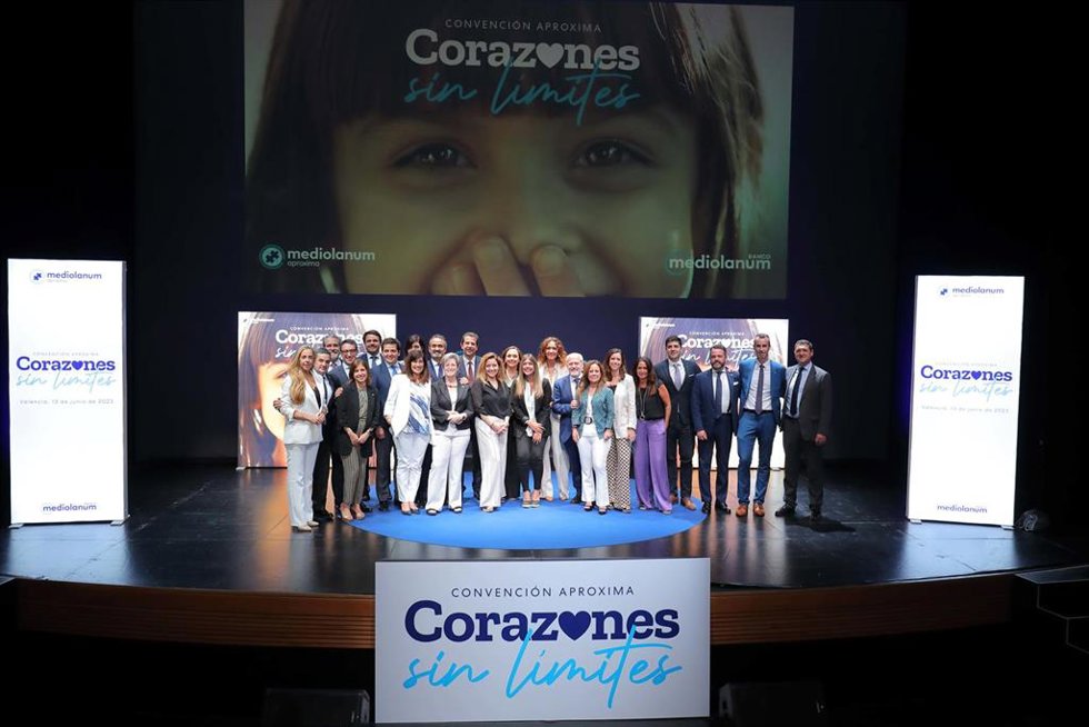 Archivo - Family Bankers padrinos y madrinas de Mediolanum Aproxima en la Zona Sur